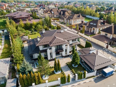 Коттеджный поселок Благовещенка по Пятницкому шоссе в 14 км от Москвы. Элитная недвижимость в КП Благовещенка в Подмосковье - Резиденс - 20200