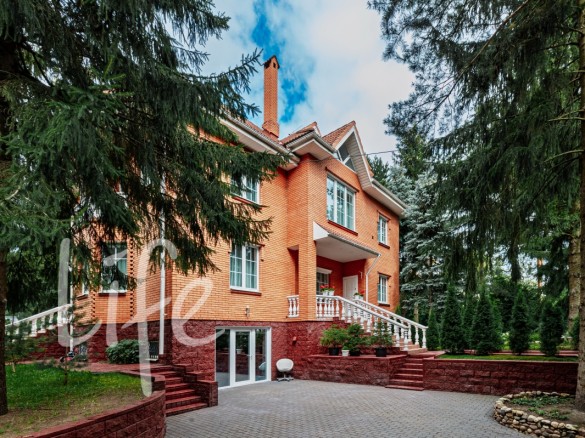 Аренда дома Знаменское-Сосны НПИЗ 550 м² Рублево-Успенское шоссе - 619384 - 619384