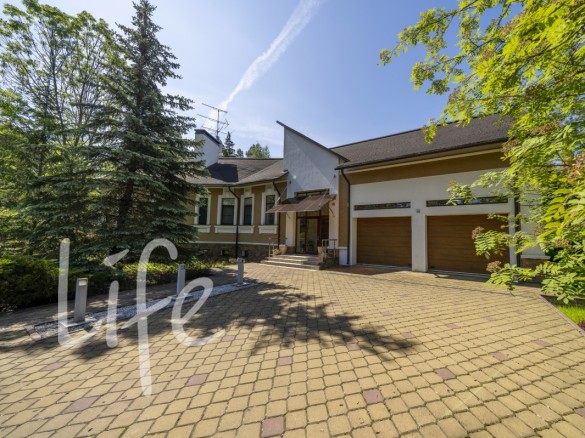 Продажа дома Лесные Дали-3 450 м² Рублево-Успенское шоссе - 572962 - foto_fs